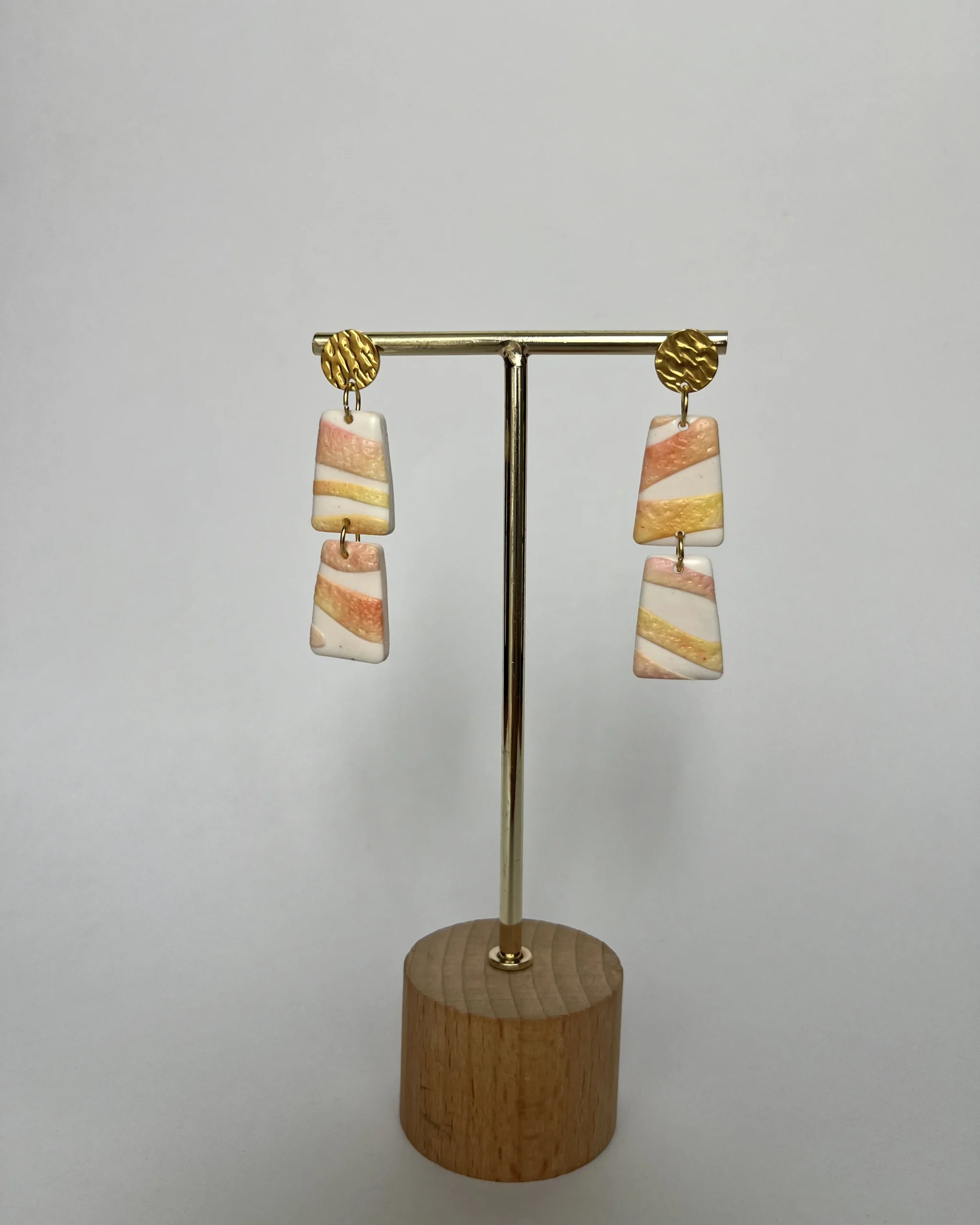 Pendientes largos con estampado de textura