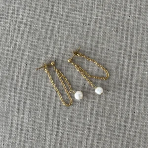 Perla con cadena doble